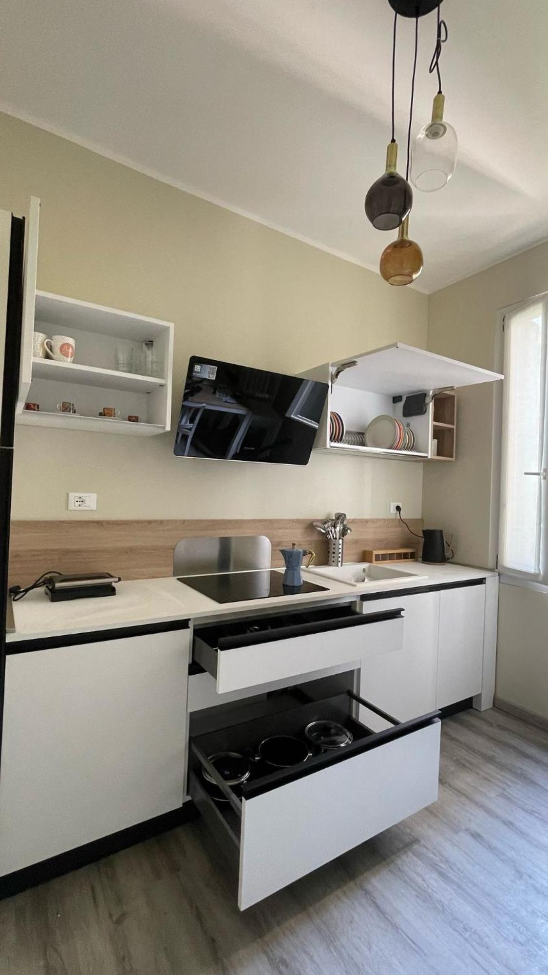 Residenza Stardust With Canal View Apartamento *